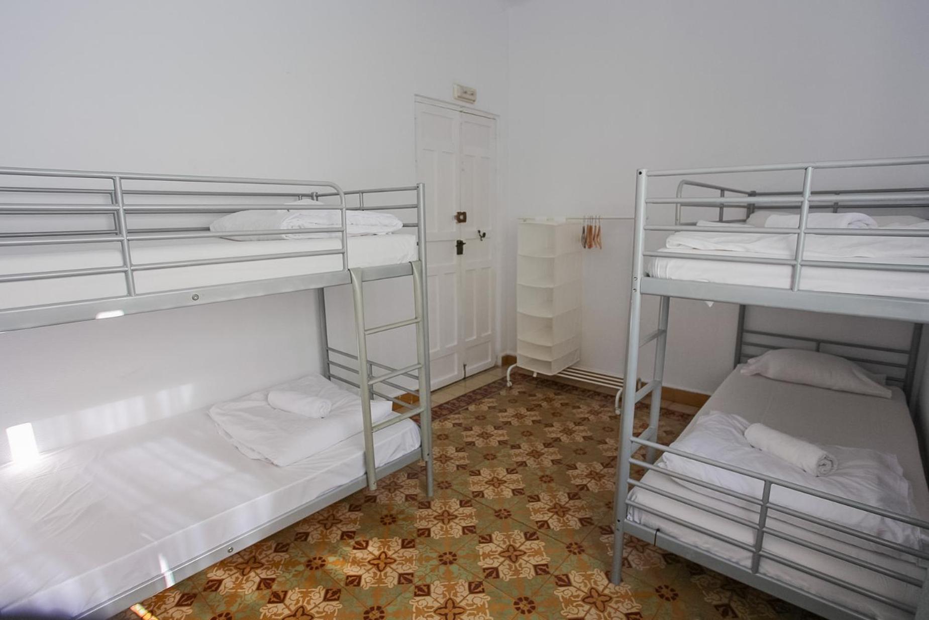 Barbatuke Conde Hostel มาลากา ภายนอก รูปภาพ