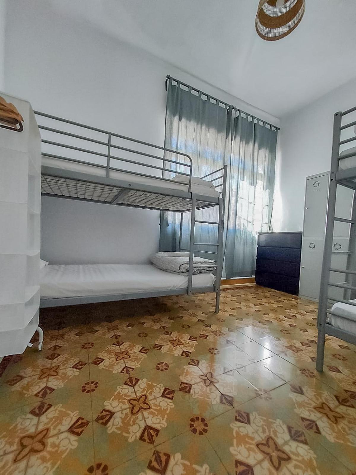 Barbatuke Conde Hostel มาลากา ภายนอก รูปภาพ
