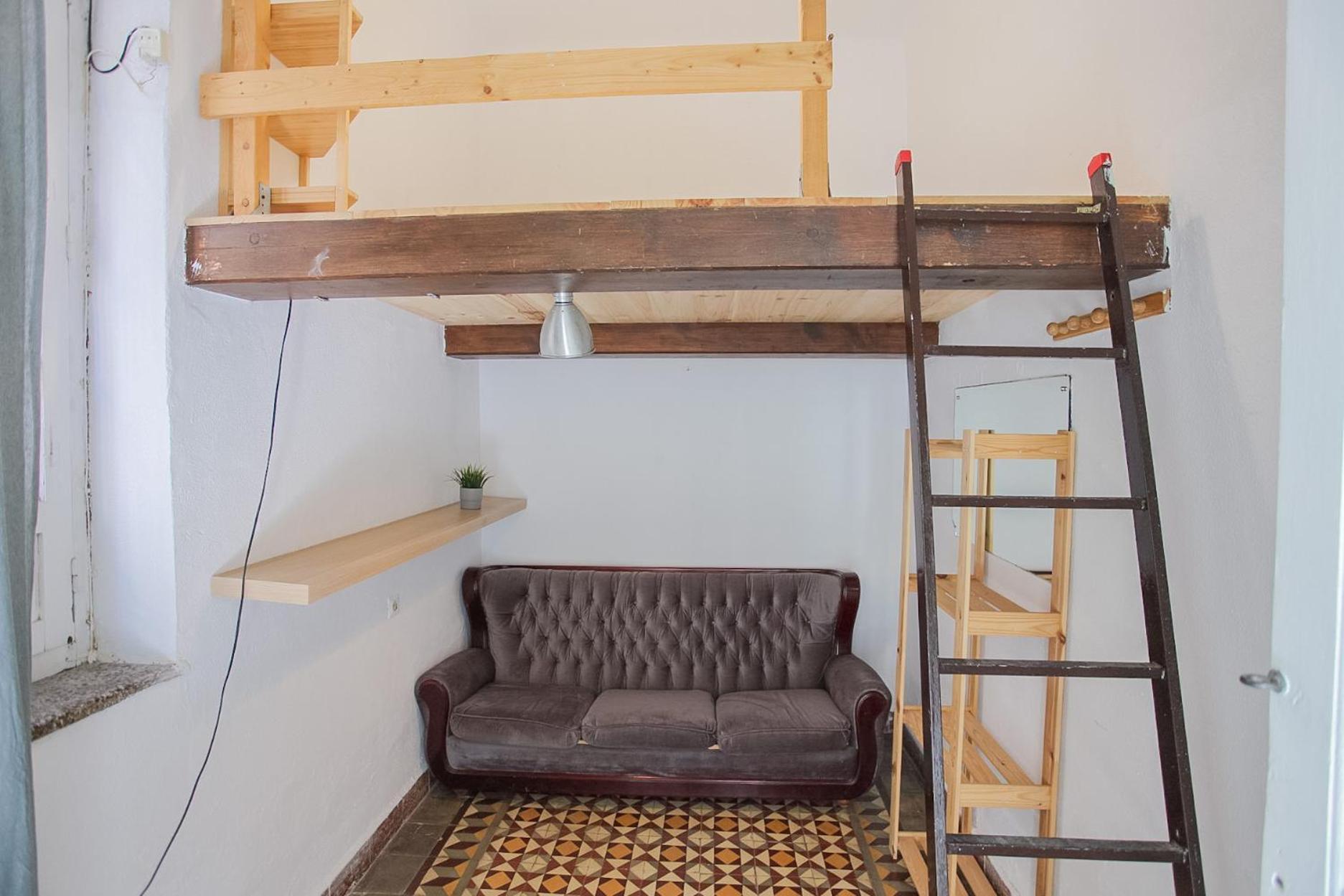 Barbatuke Conde Hostel มาลากา ภายนอก รูปภาพ